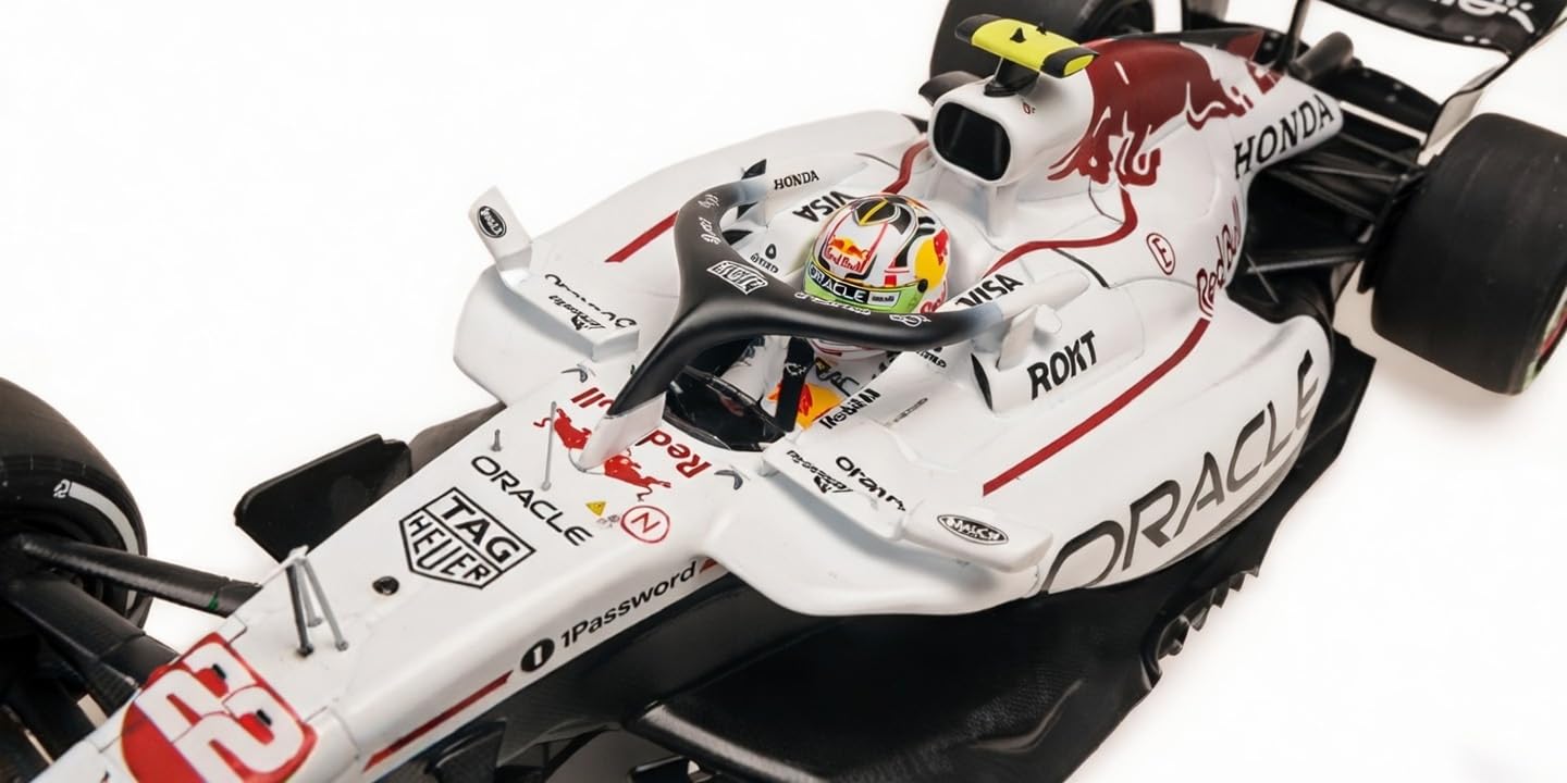 Amazon | ポールズ モデル アート (Paul's Model Art) Minichamps 1/18